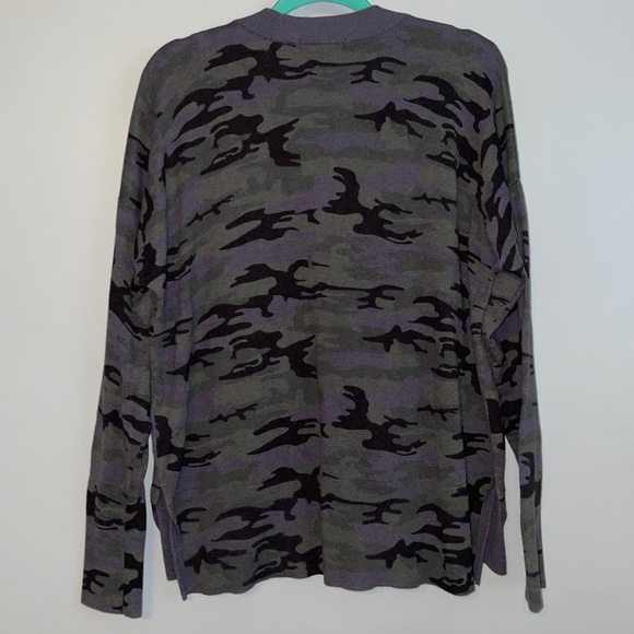 EUC Sanctuary Let's Hang Camo Button Front Cardigan Size Small - Picture 5 of 7